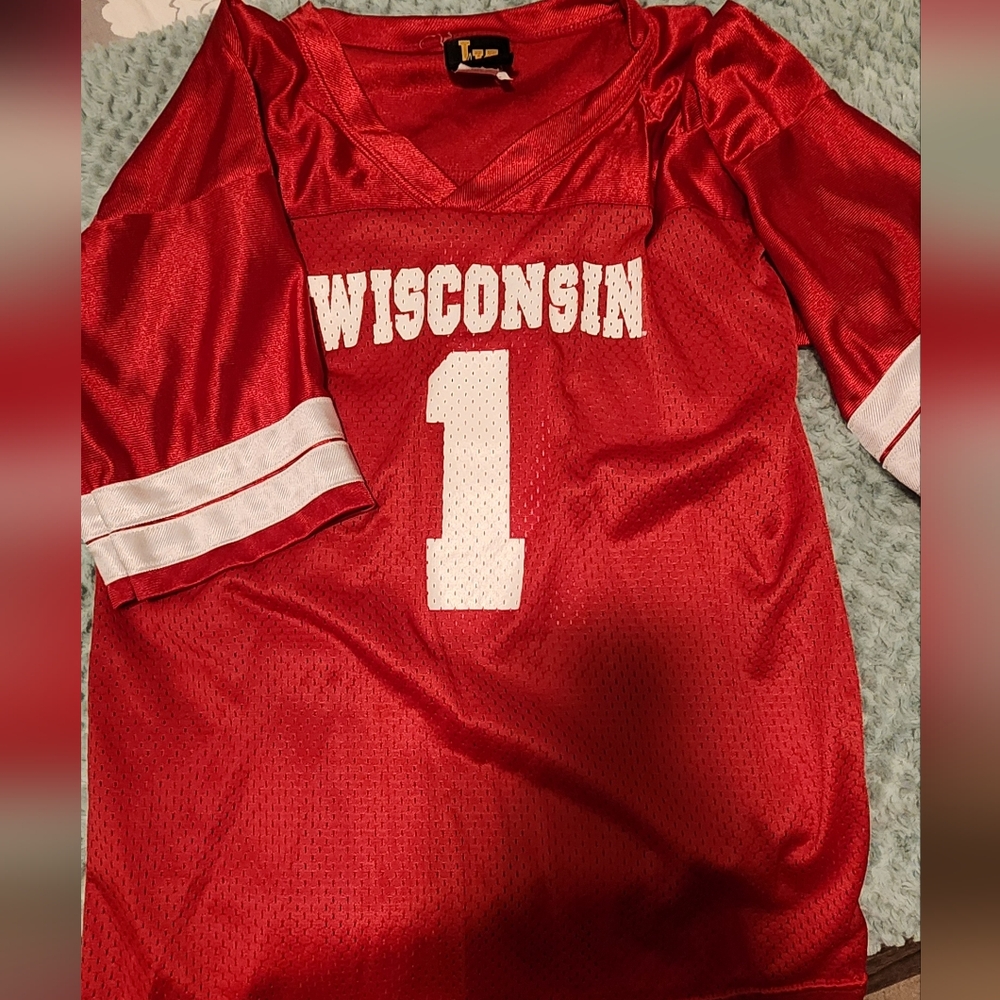 Wisconsin Badger football jersey